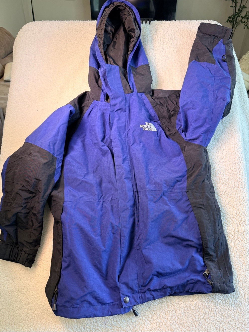The North Face Kids' Blue and Black Hooded Rain Jacket